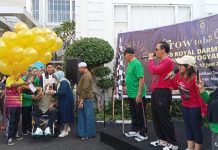 Royal Darmo Malioboro Gelar Jalan Sehat dan Senam Bersama