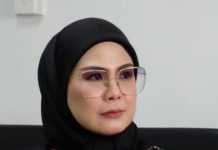Pedangdut Nana Mardiana Tampil dengan Pasangan Baru