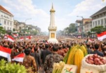 Pemkal Condongcatur Mangayubyo Yuswo Dalem Sri Sultan HB X